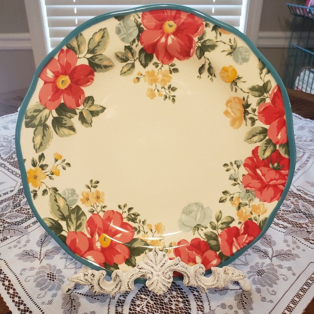 PW Vintage Floral Dinner Plate.